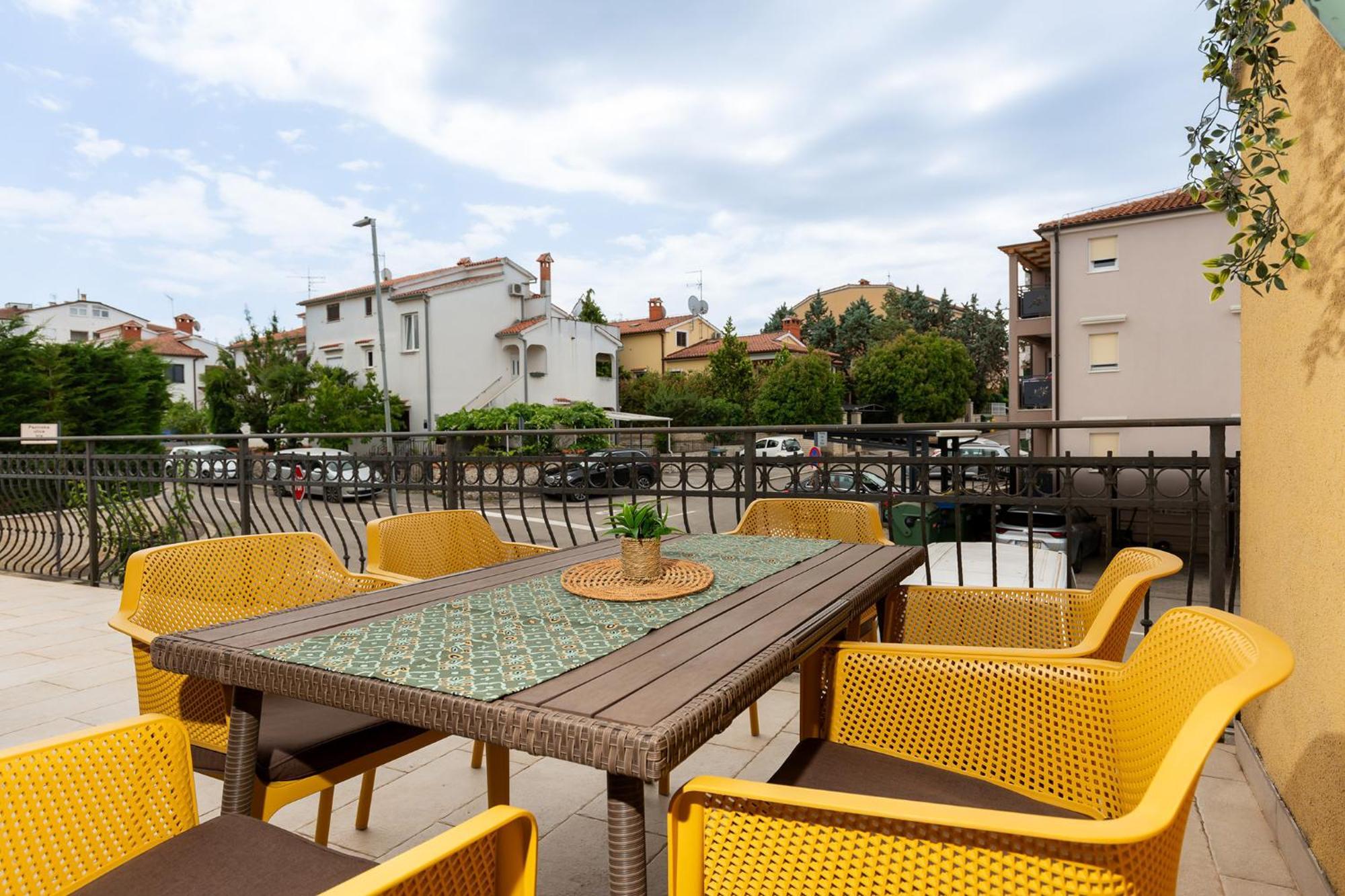 Apartment Mare Poreč Buitenkant foto
